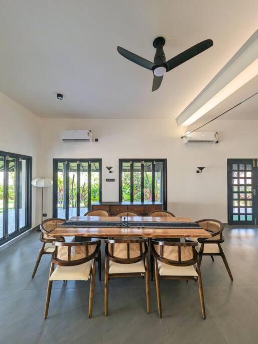 Cove Luxury Beach Villa Mahabalipuram Eksteriør bilde